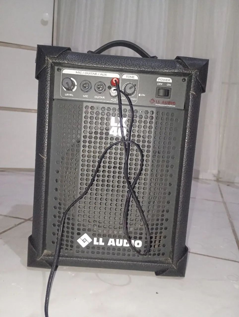 Caixa de som / amplificador 