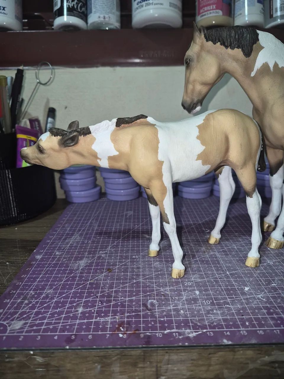 Cavalos da Breyer - Égua e potro - Foto 2