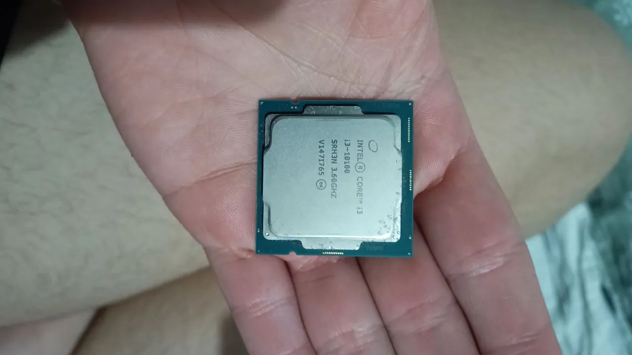 Placa mãe gigabyte h510m e processador i3 10100 - Foto 2