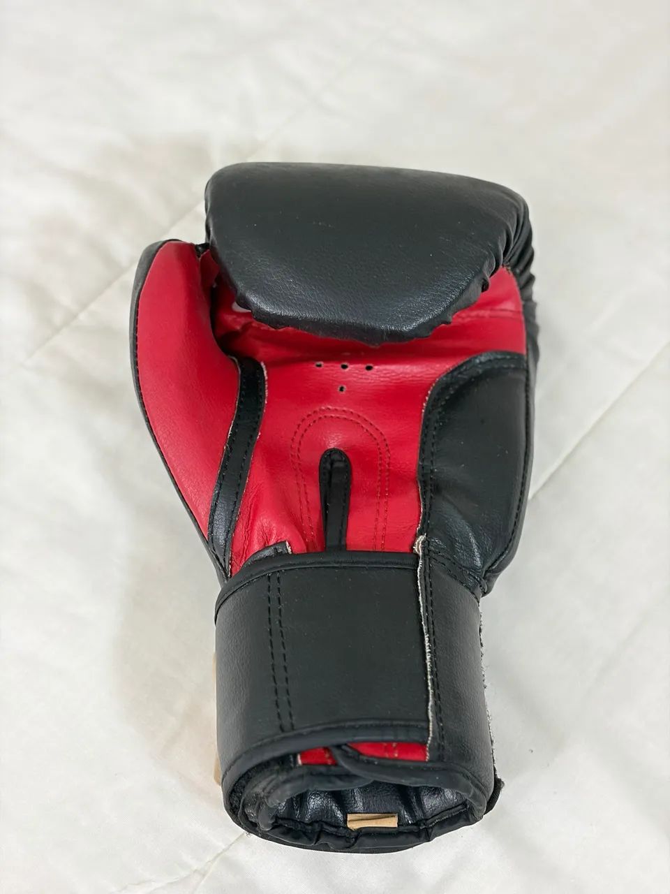 Luvas de Boxe Title Classic (14oz) + Ataduras Everlast (5 metros) - Foto 3