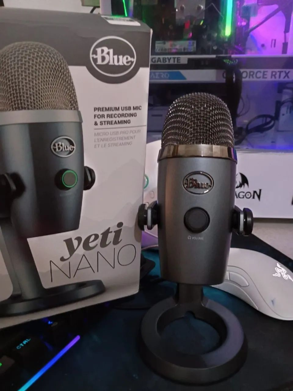 Logitech Blue Yeti Nano - Novo/Excelente