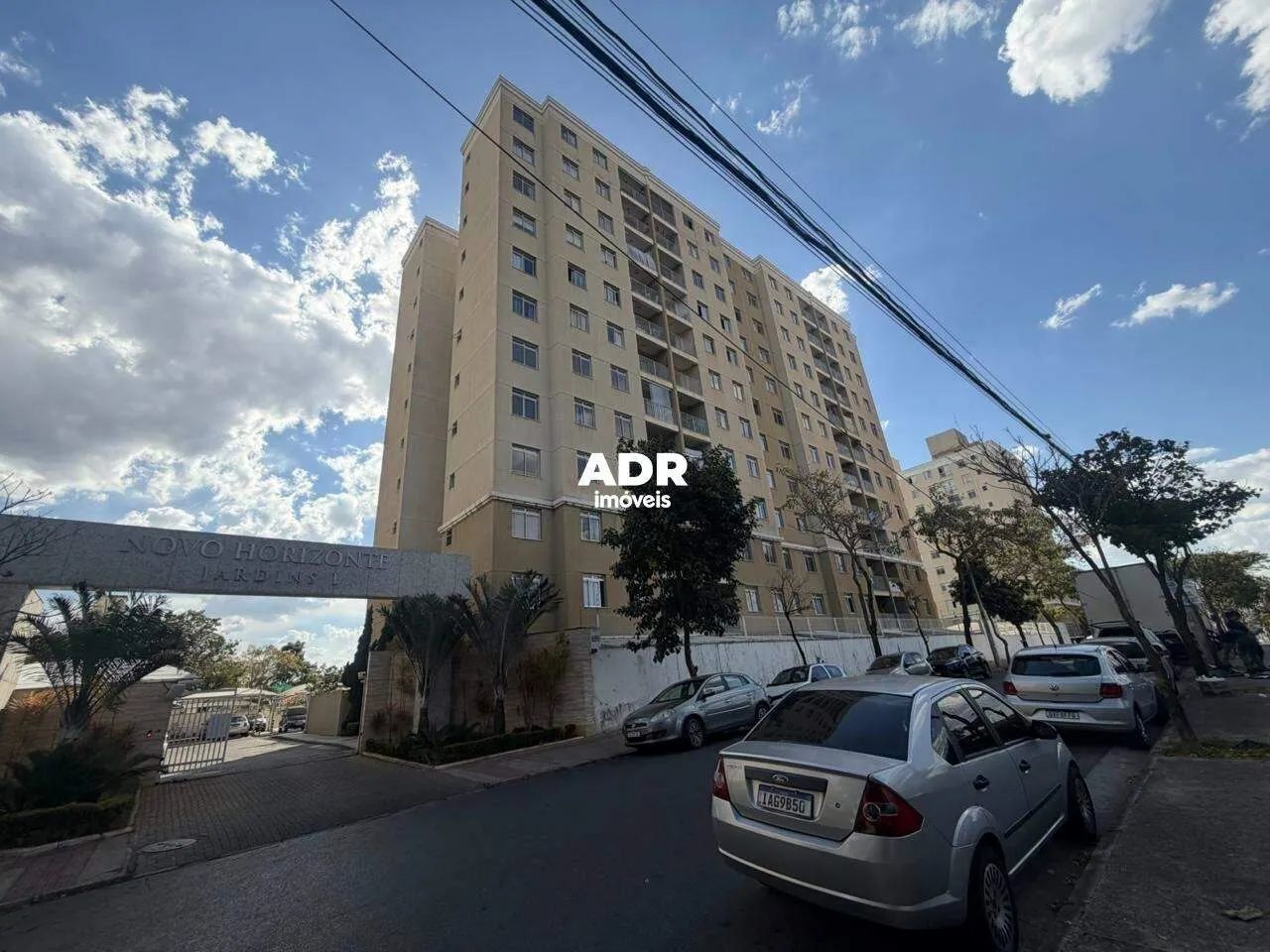 Apartamento para venda com 02 quartos no Candelaria