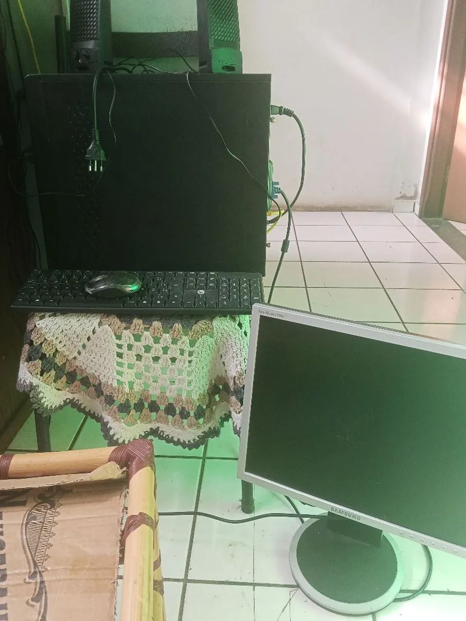Vende se computador antigo 