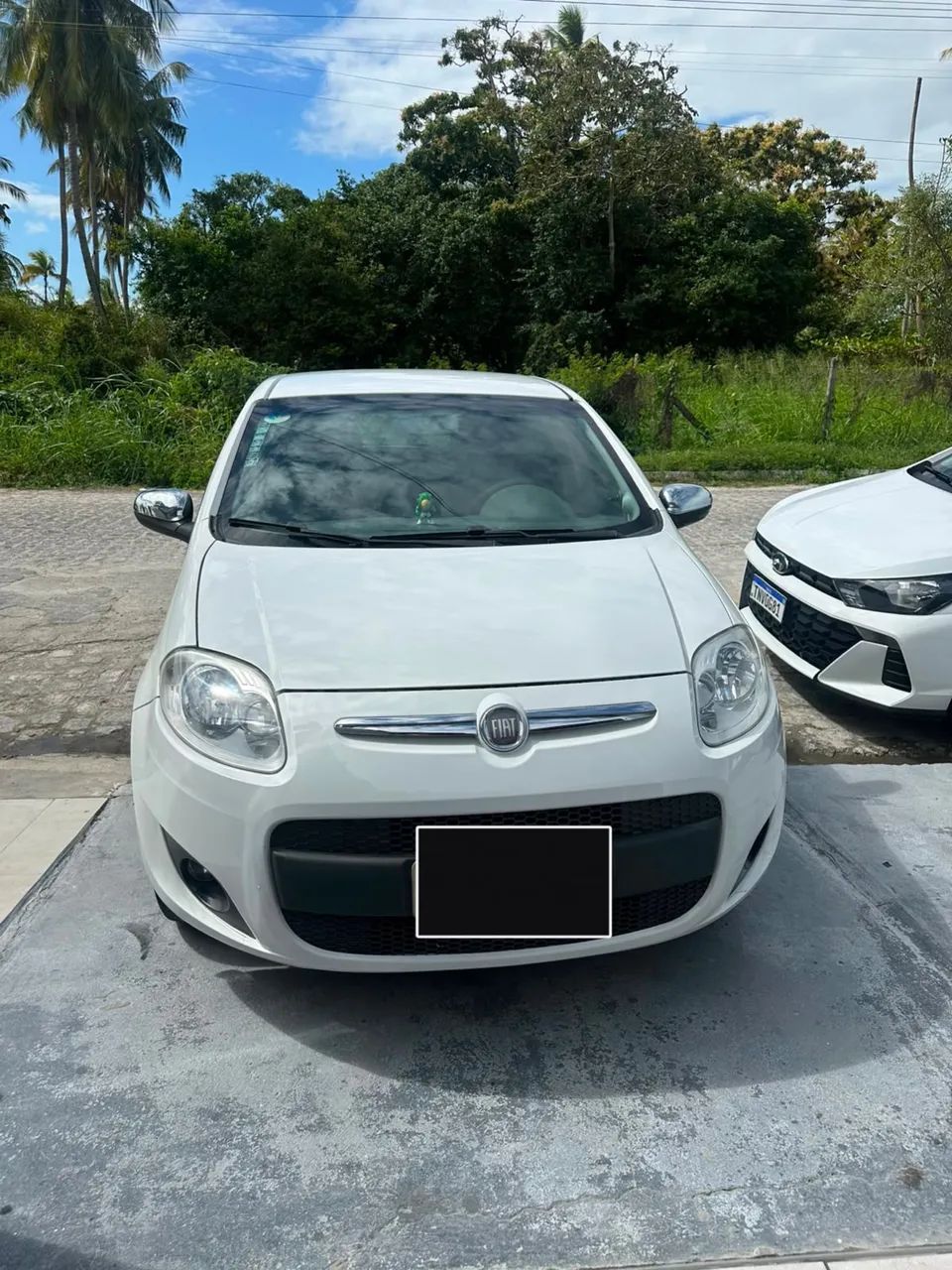 Fiat Palio Attractive 1.0 EVO Fire Flex 8V 5P 2013