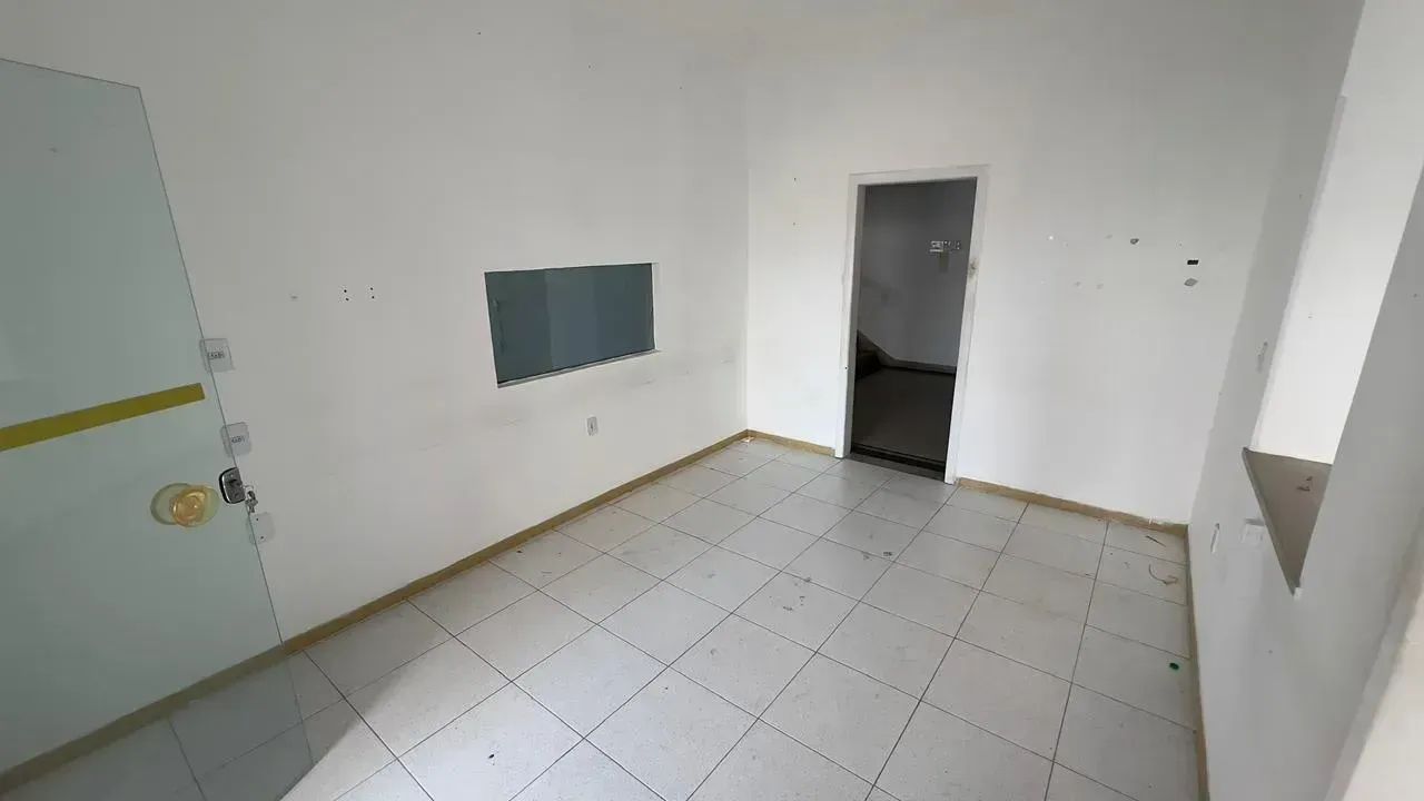 Vendemos Casa com 10 salas/quartos no Tororó - Foto 3