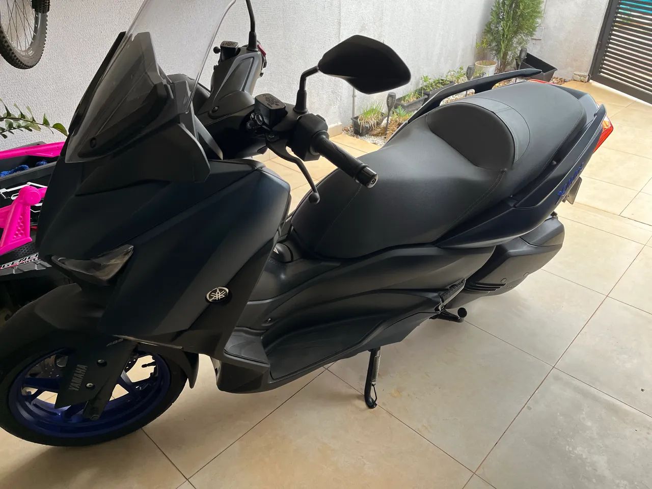 XMAX 250 ** Baixo KM* - Foto 2