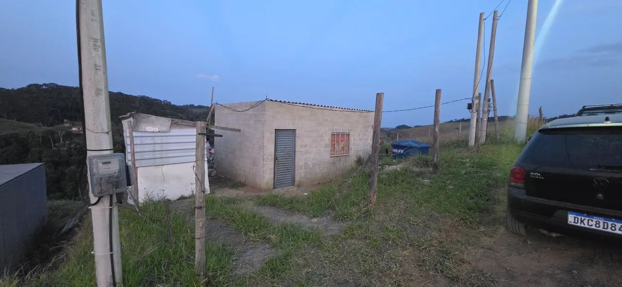 Terreno com meia-água de 2 cômodos. - Foto 2