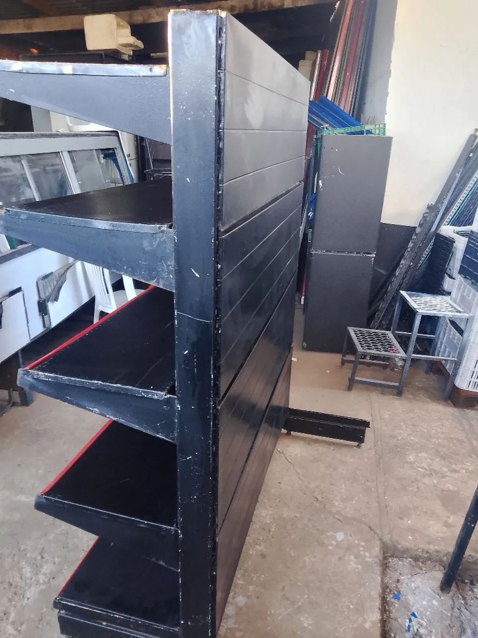 Vende-se gôndolas de aço para supermercado central reforçada 