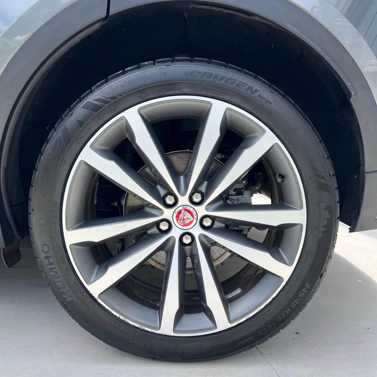 Jaguar E-Pace R-dynamic S 2.0 AWD 249cv Aut. 2019 - Foto 4
