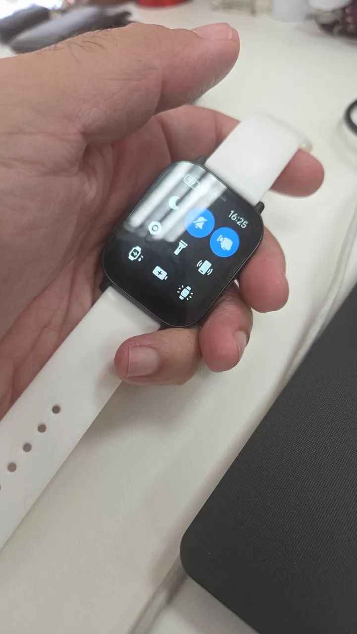 Vendo Redmi watch 5 active  - Foto 2