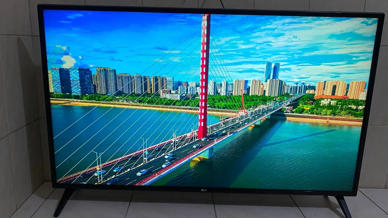 Tv smart 4k 50 polegadas sem detalhes LG webos - Foto 2