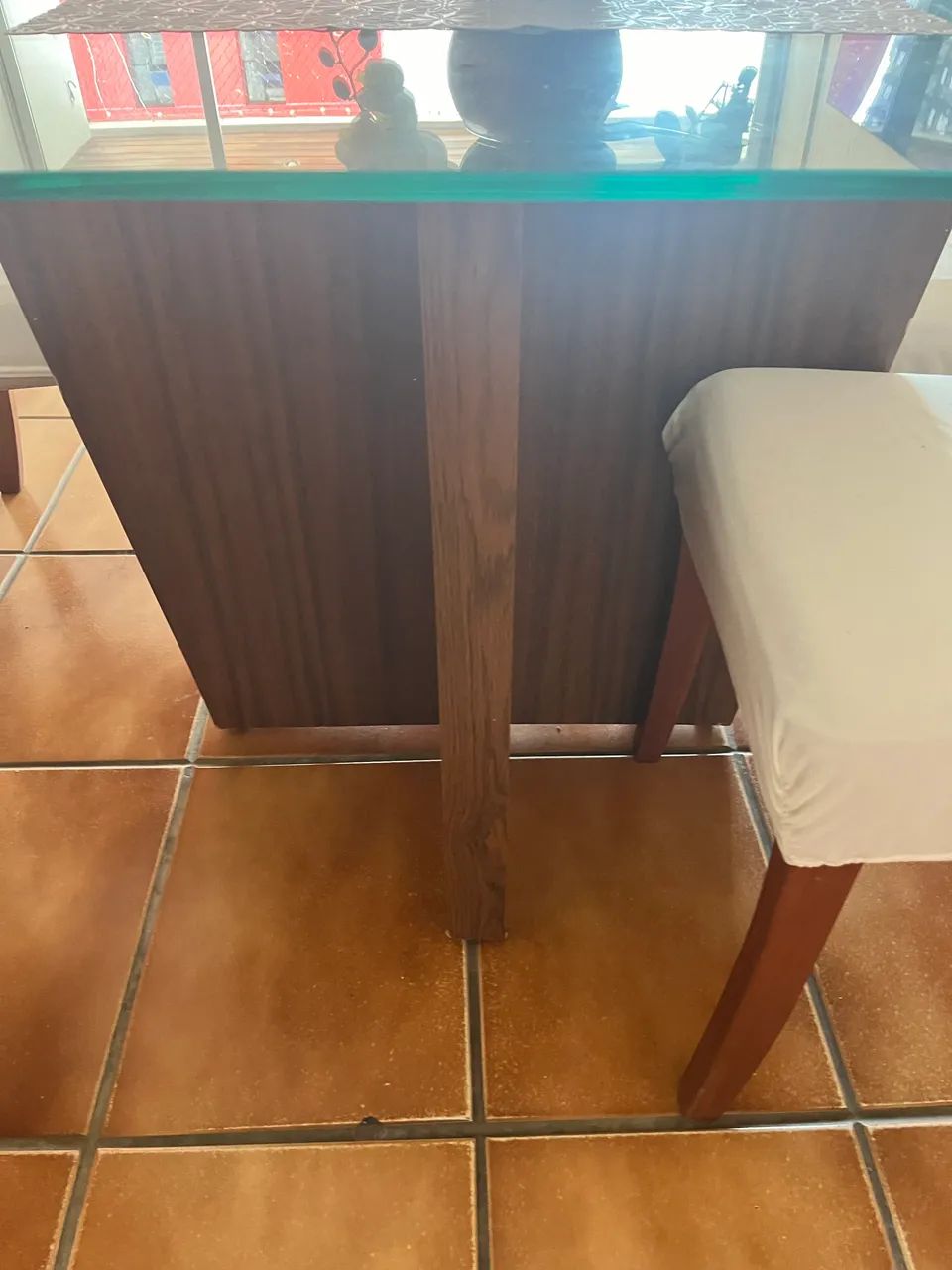 Mesa de vidro  1,20 com  4 cadeiras  - Foto 3