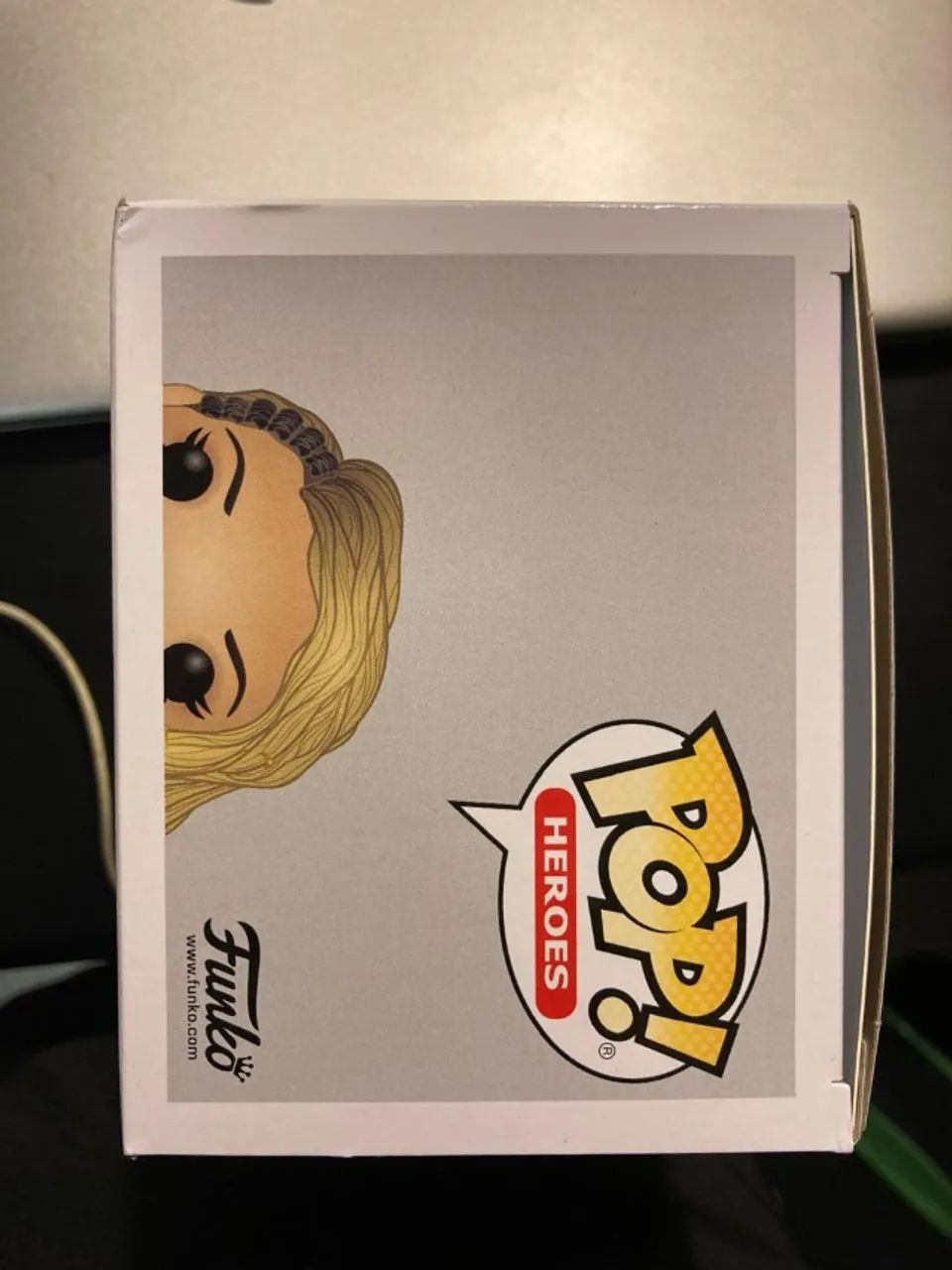Funko Pop DC Birds of Prey Black Canary 304 - Foto 5