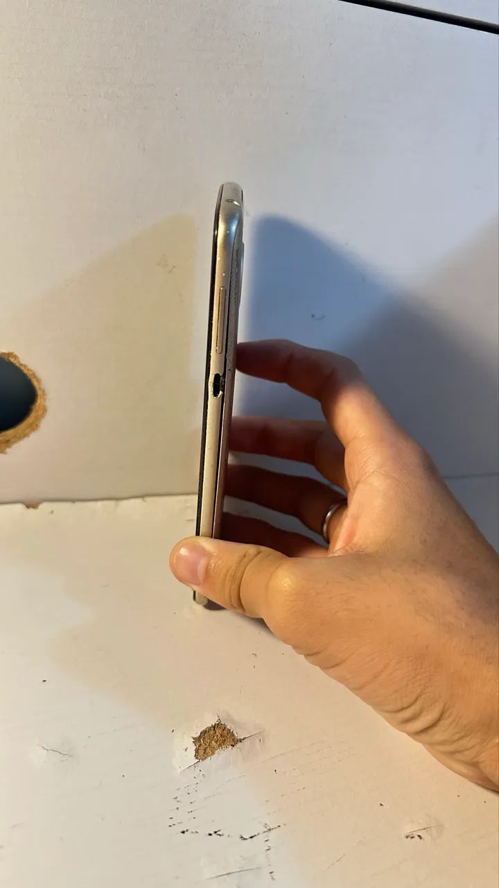 MOTO G7 PLAY (com defeito/ retirada de peças) - Foto 3