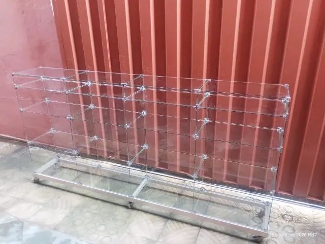 Balcão de vidro grande para loja seminovo 1,05m x 2,05m x 0,30cm - Foto 3