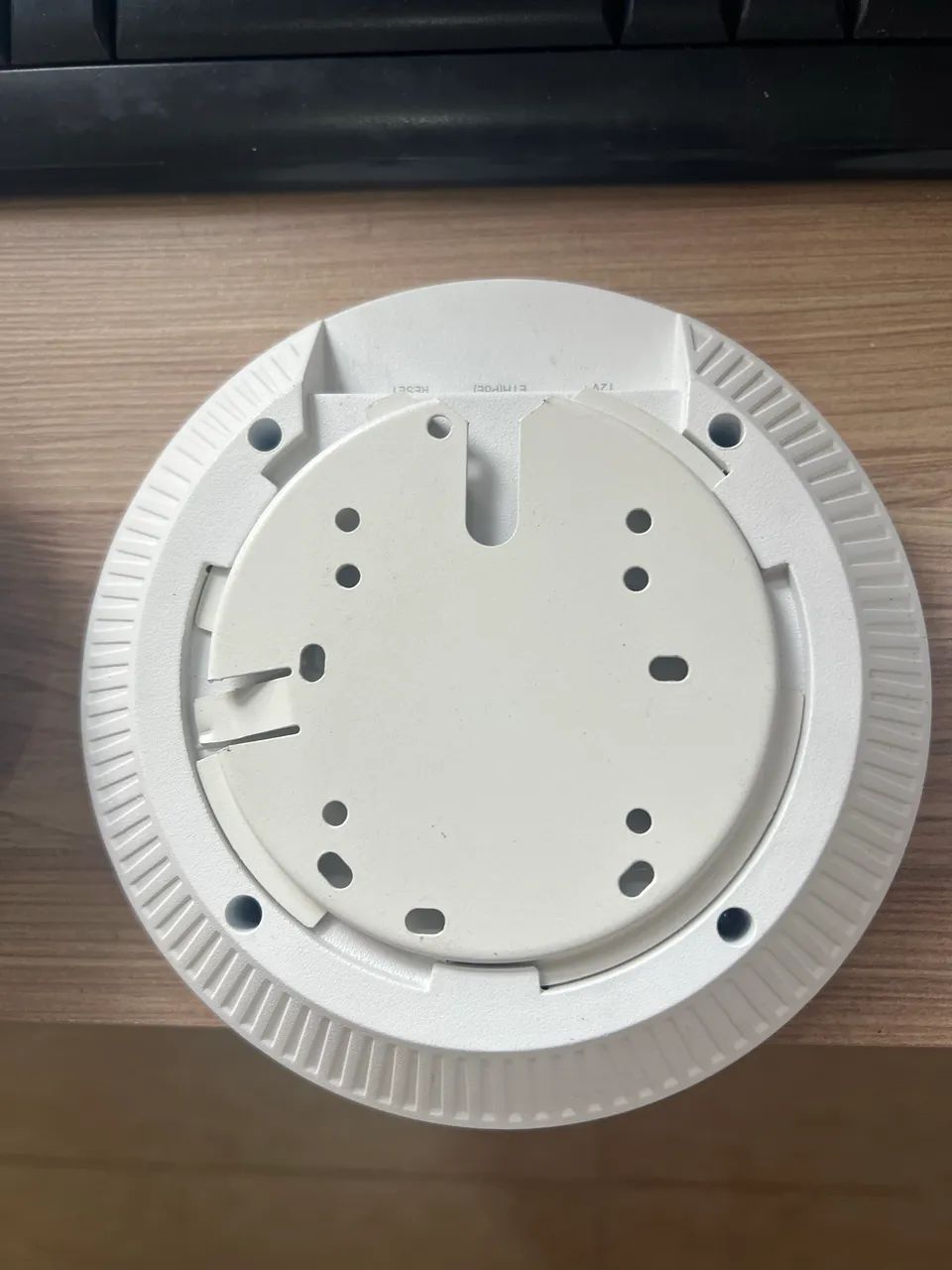 Access Point TP-Link Omada EAP610 Wi-Fi 6 AX1800 (Pra Sair Rápido) - Foto 3