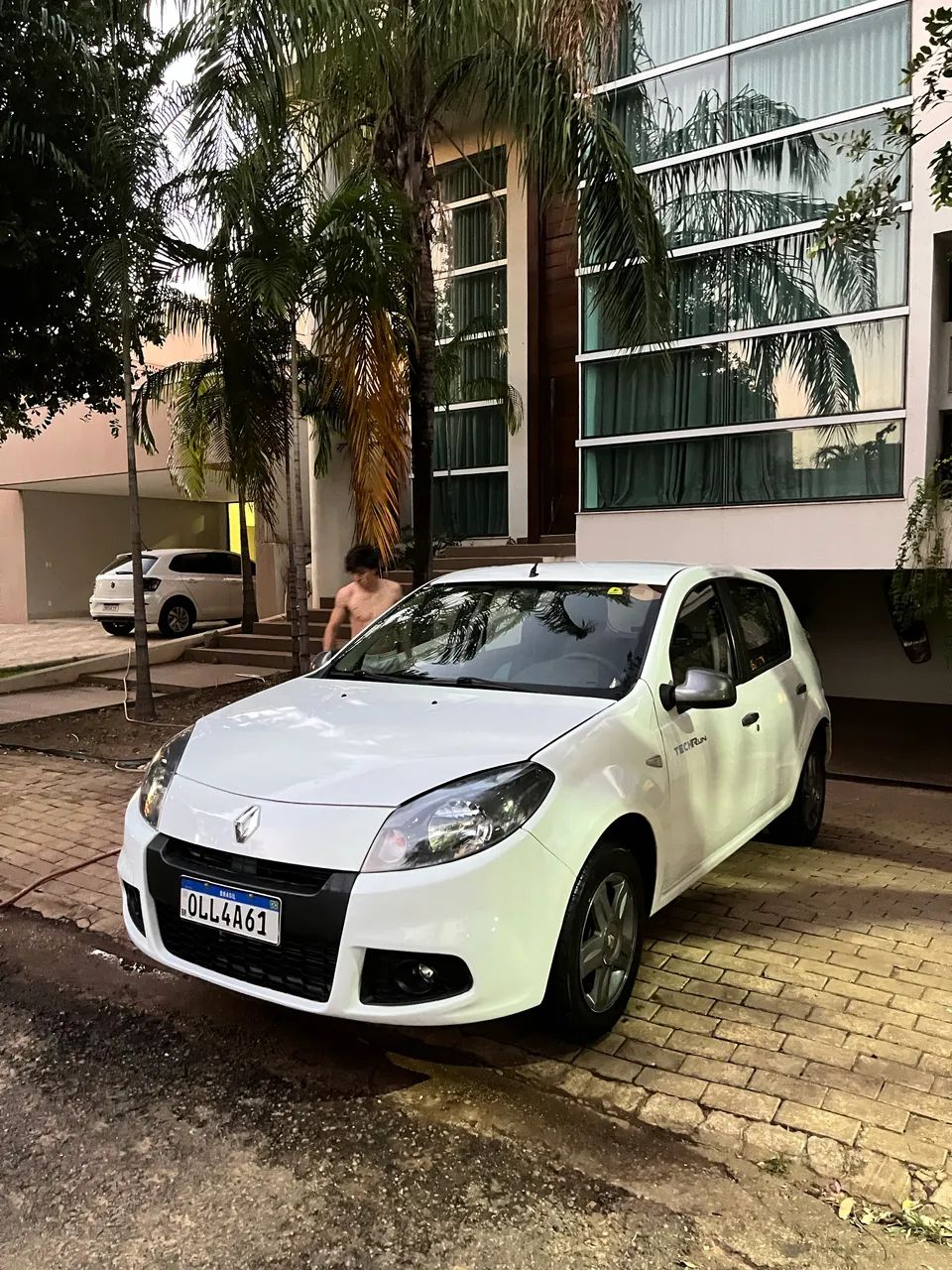 Renault Sandero Expression Hi-flex 1.0 16V 5P 2014 - Foto 3