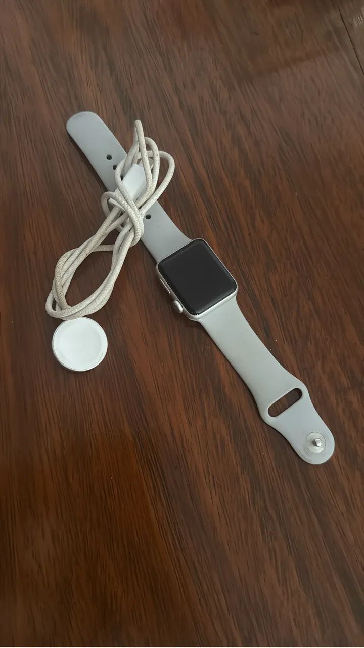 Apple whatch série 3 38 mm 