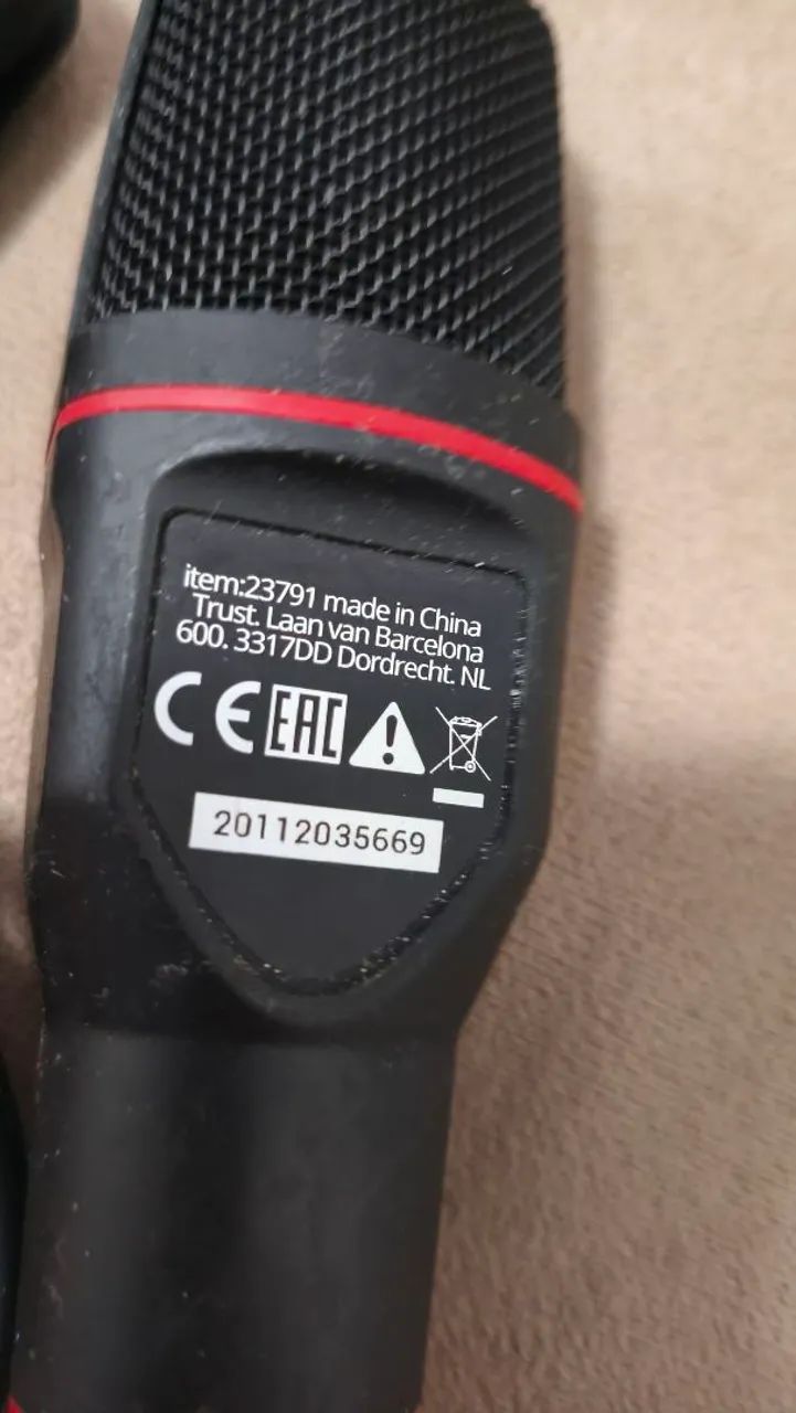 Microfone Gamer Trust GXT 212 Mico USB/P2 com Tripé - Foto 2