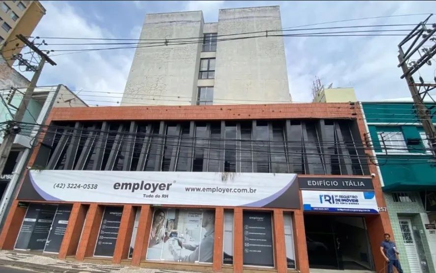 SALA COMERCIAL À VENDA NO CENTRO
