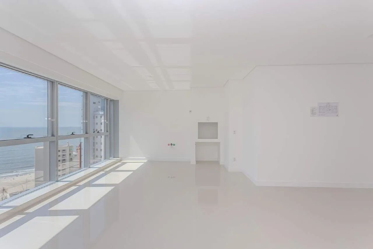 Apartamento com 4 suítes no Vitra by Pininfarina, quadra mar em Balneário Camboriú