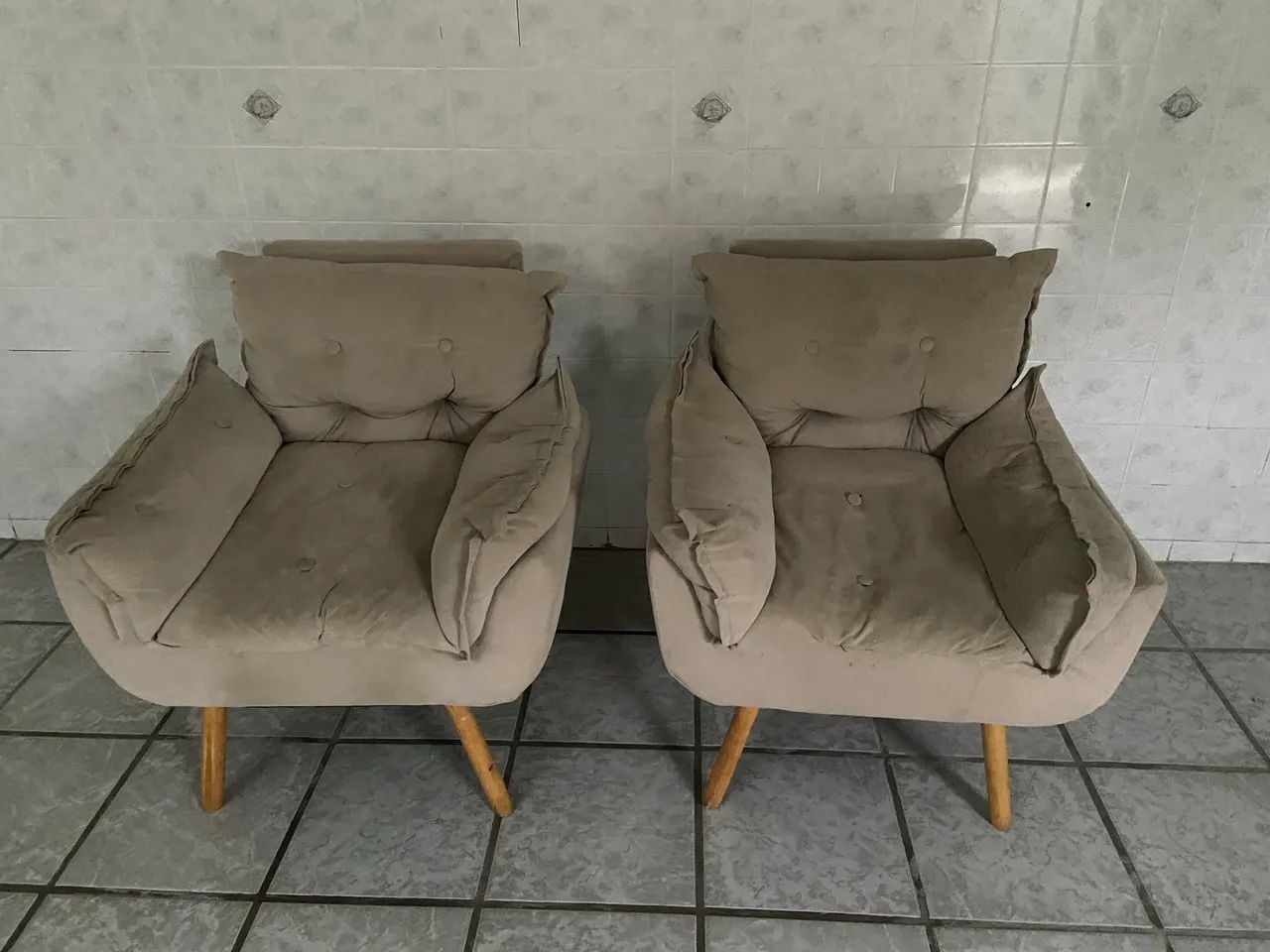Vendo 02 Poltronas  - Foto 2