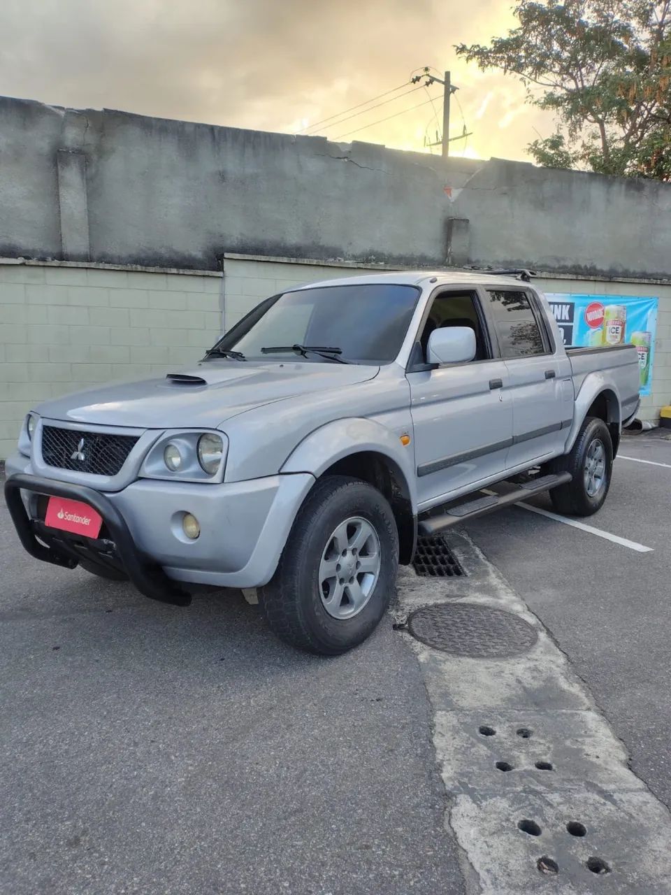 Mitsubishi L200 L200 OUTDOOR HPE 2.5 4x4 CD T.Dies. Mec. 2010