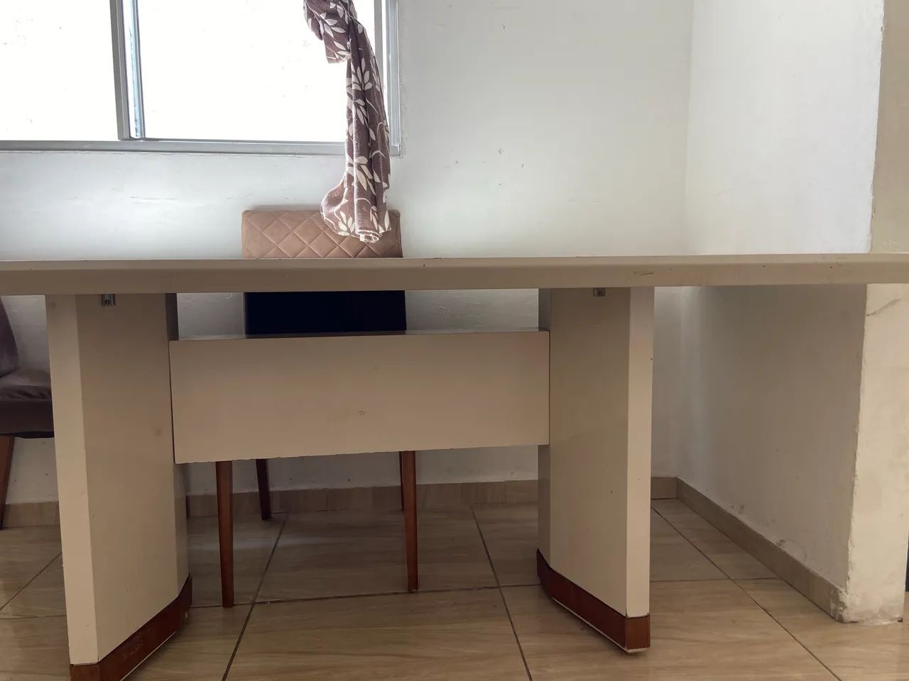Mesa de 6 cadeiras - usadas  aceito proposta 