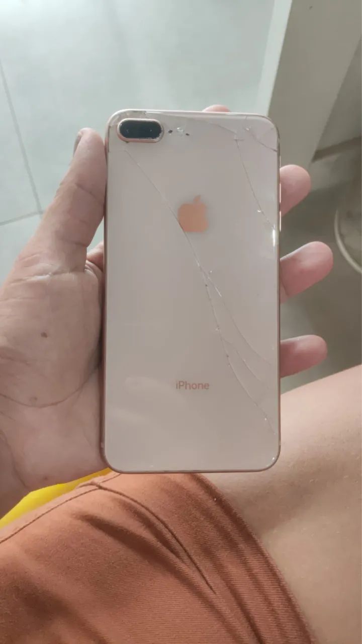 iPhone 8 Plus 64g - Foto 3