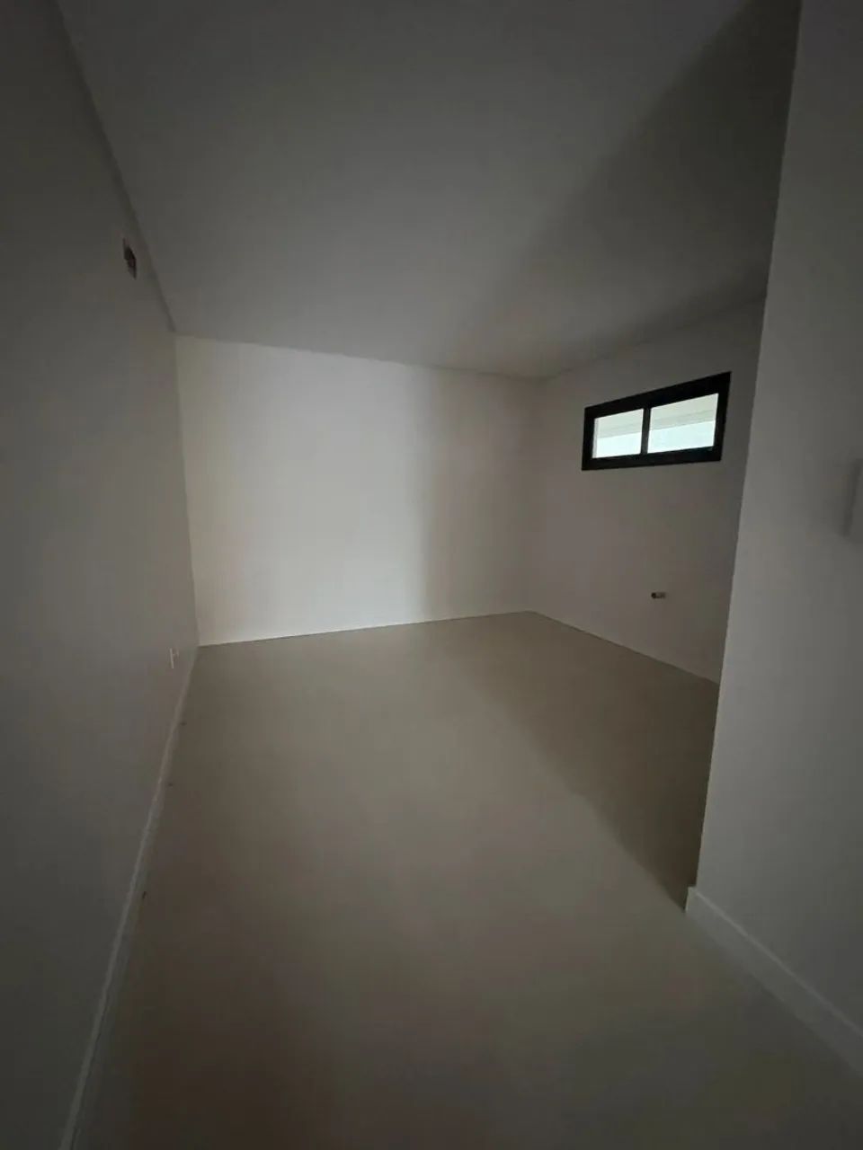 SALA COMERCIAL próxima a FUNET - Foto 4