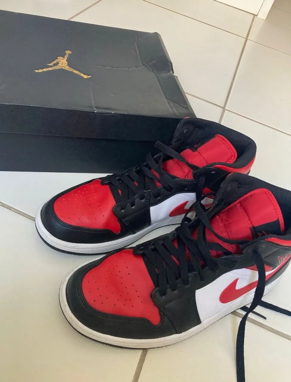 Air Jordan 1 Mid Bred Toe (41) - Foto 2
