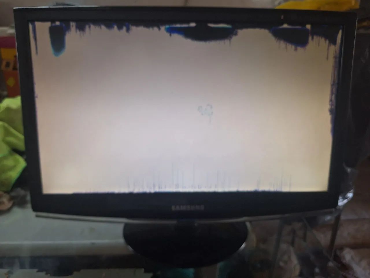 TV Monitor Samsung 20 Polegadas SyncMaster 2033M detalhe na tela  - Foto 2
