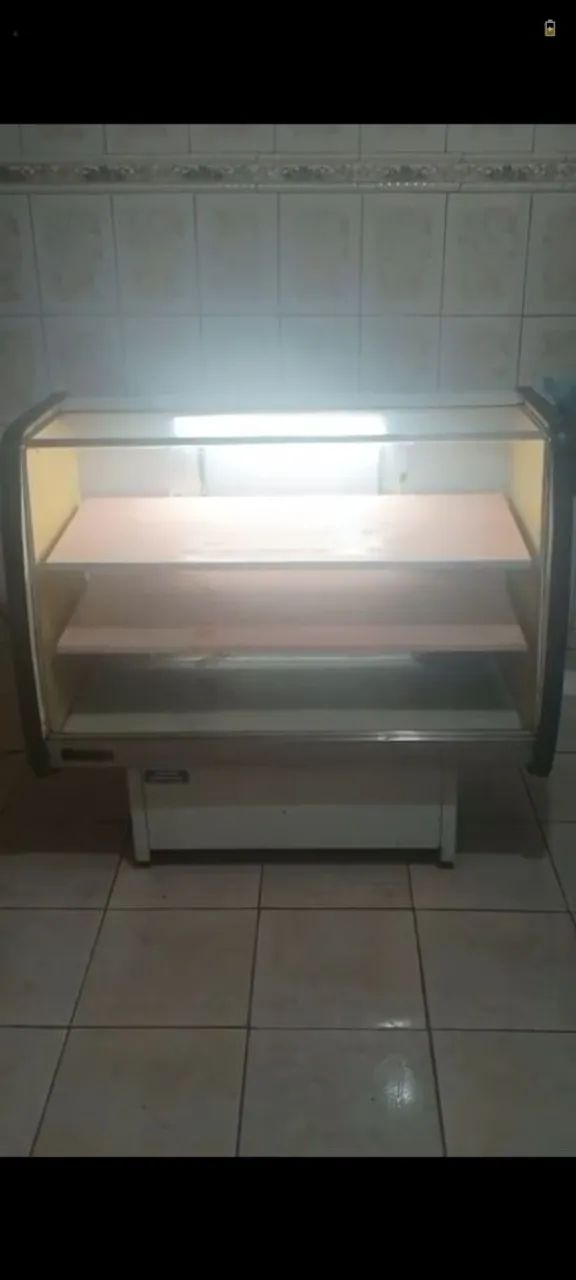 Expositor Frio para doces e refrigerantes 