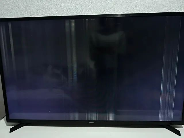Smart TV Samsung 43 Full HD - Com defeito na imagem