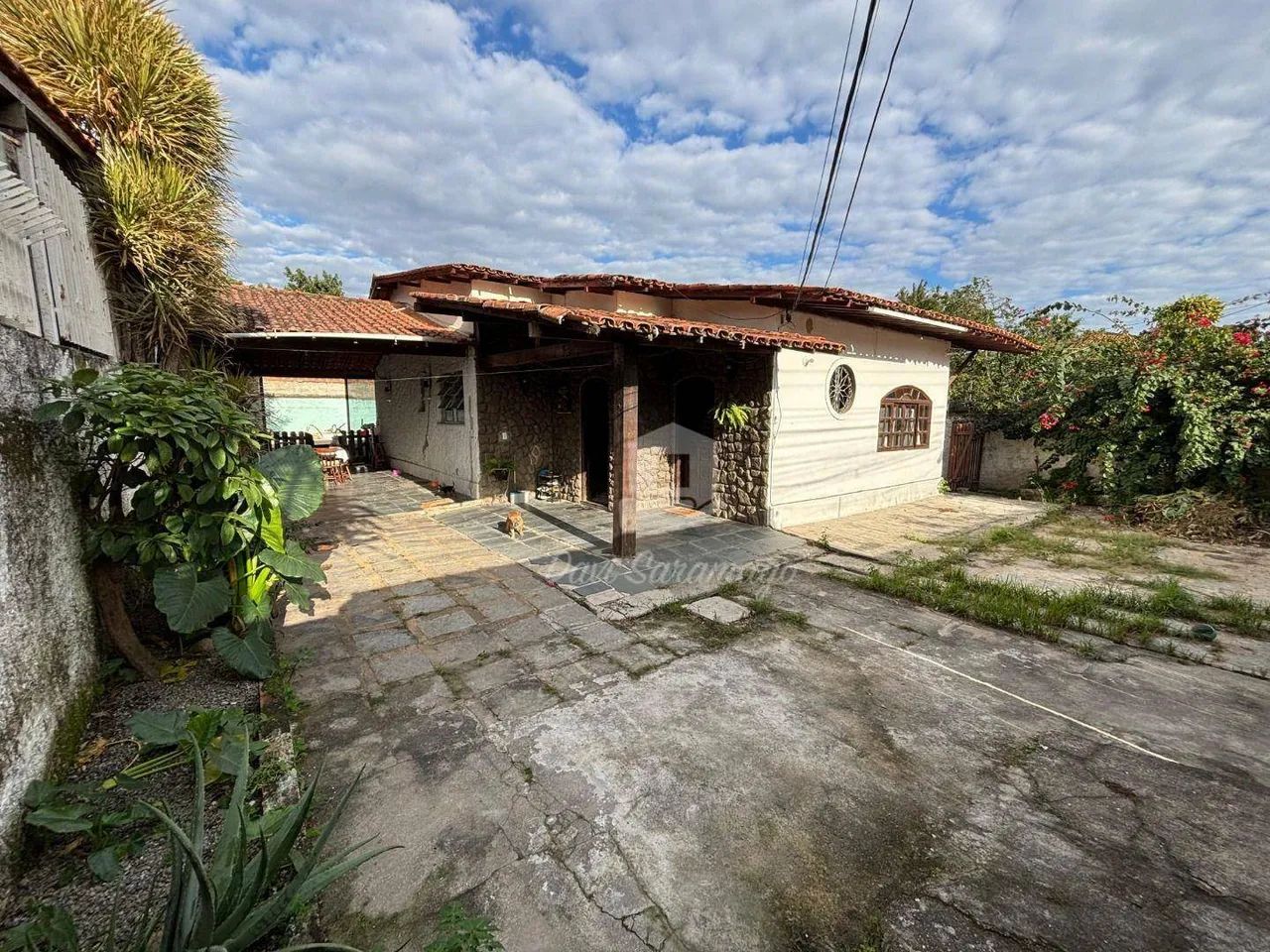 Casa Linear com 3 Quartos à Venda em Itaipu