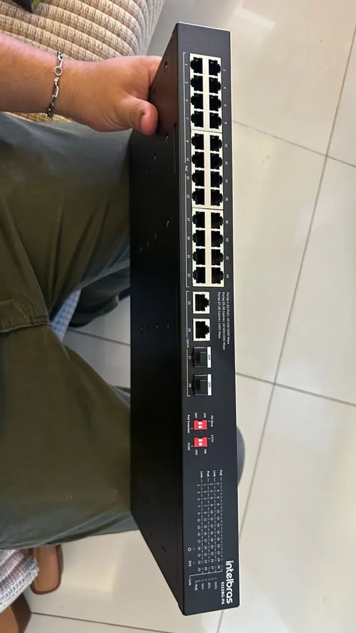 Switch 24 portas POE intelbras  - Foto 3