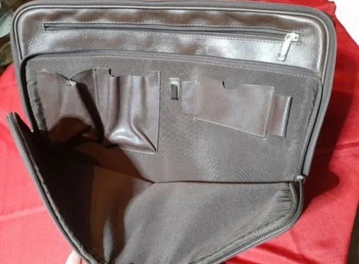 bolsa executiva de couro marrom - Foto 2