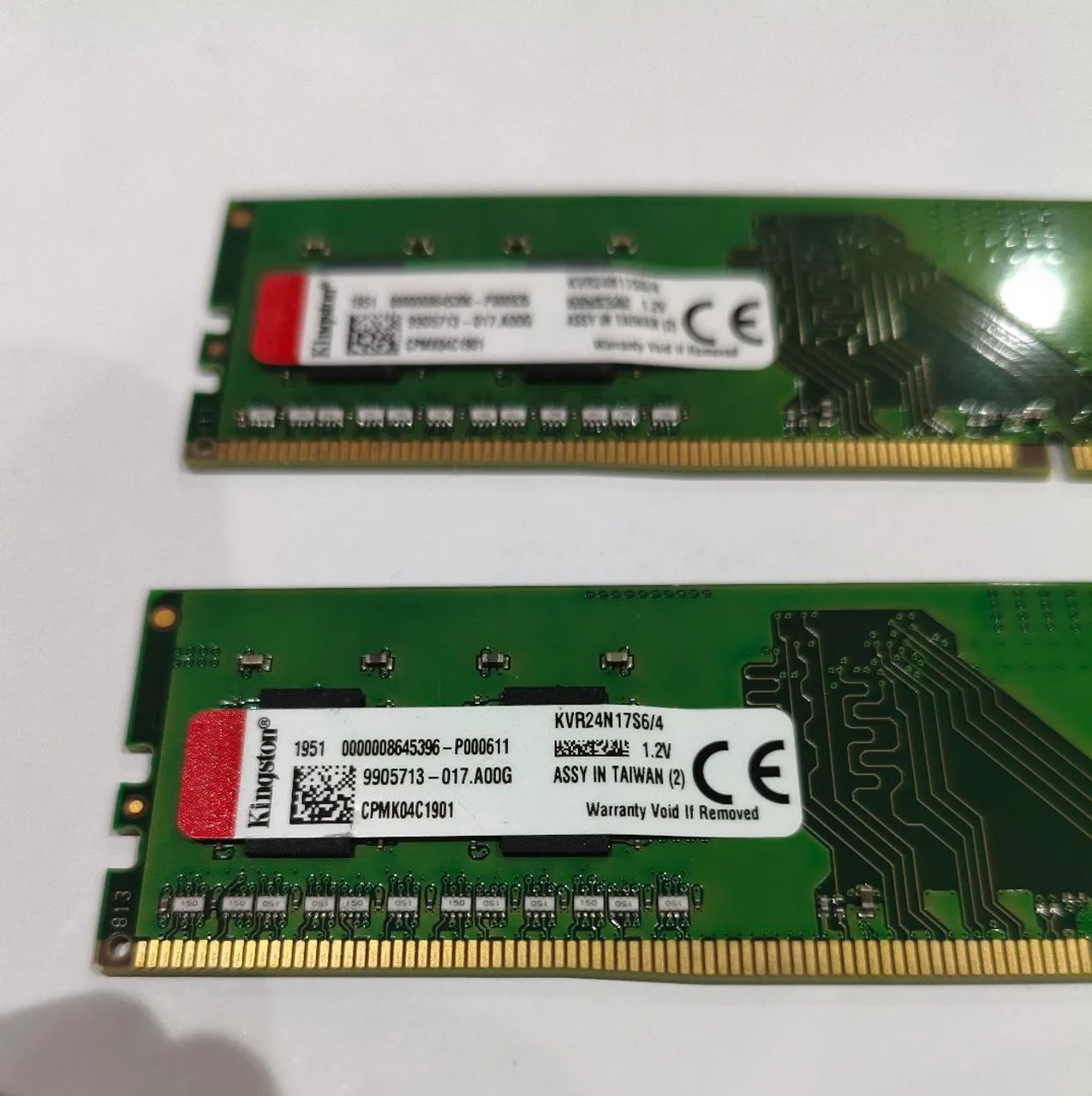 Memória RAM DDR4 8GB (2x4GB) 2400MHz - Chip SK Hynix - Memória RAM