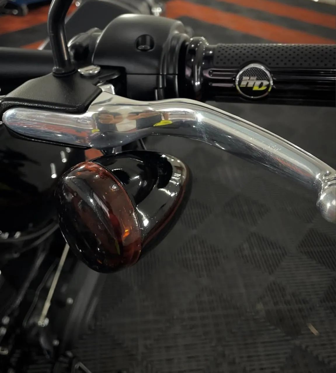 HARLEY DAVIDSON FAT BOB 114 2021 - impecável  - Foto 5