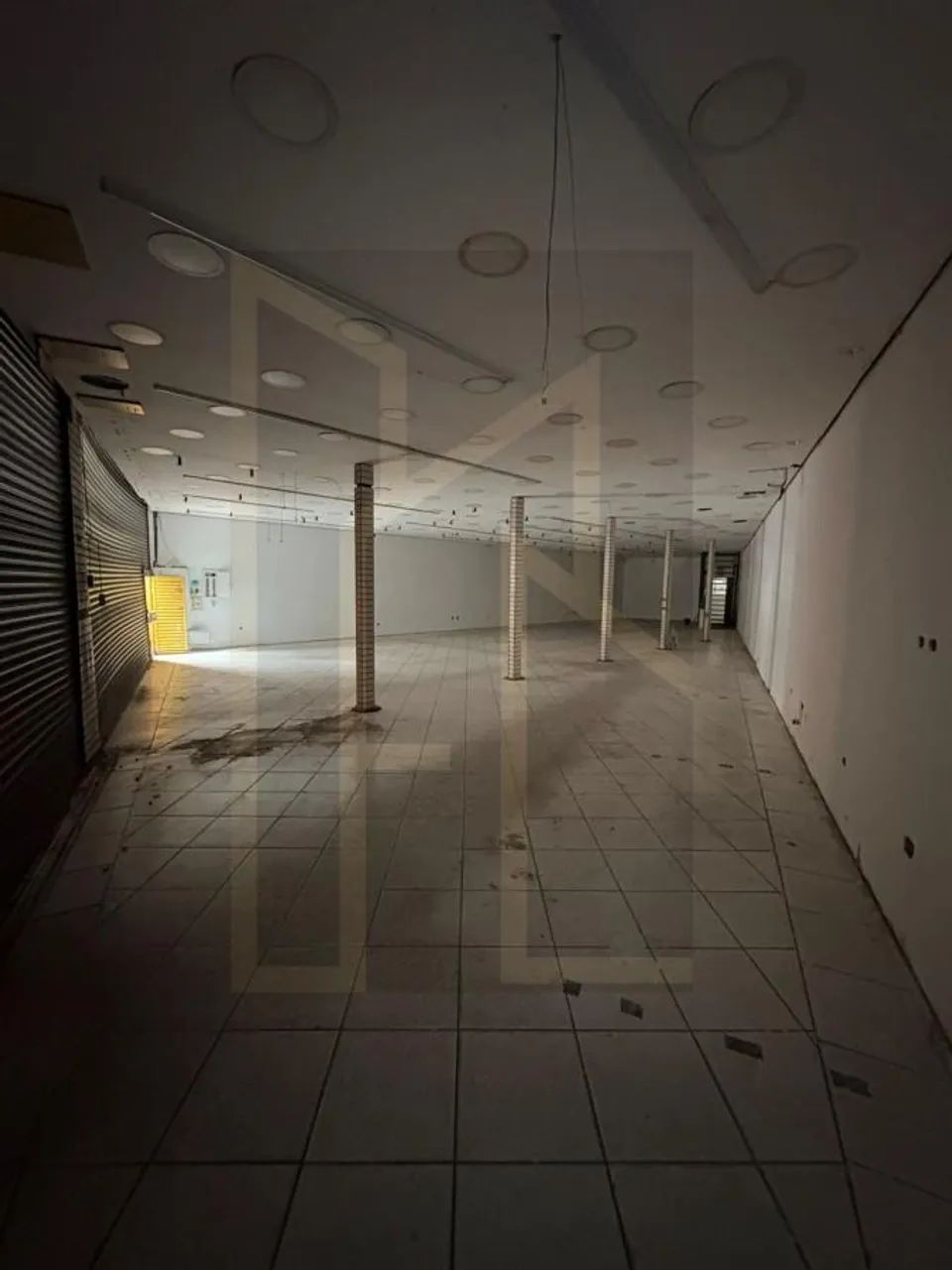 Salão Comercial para Locação em Poá, Centro, 4 banheiros - Foto 5