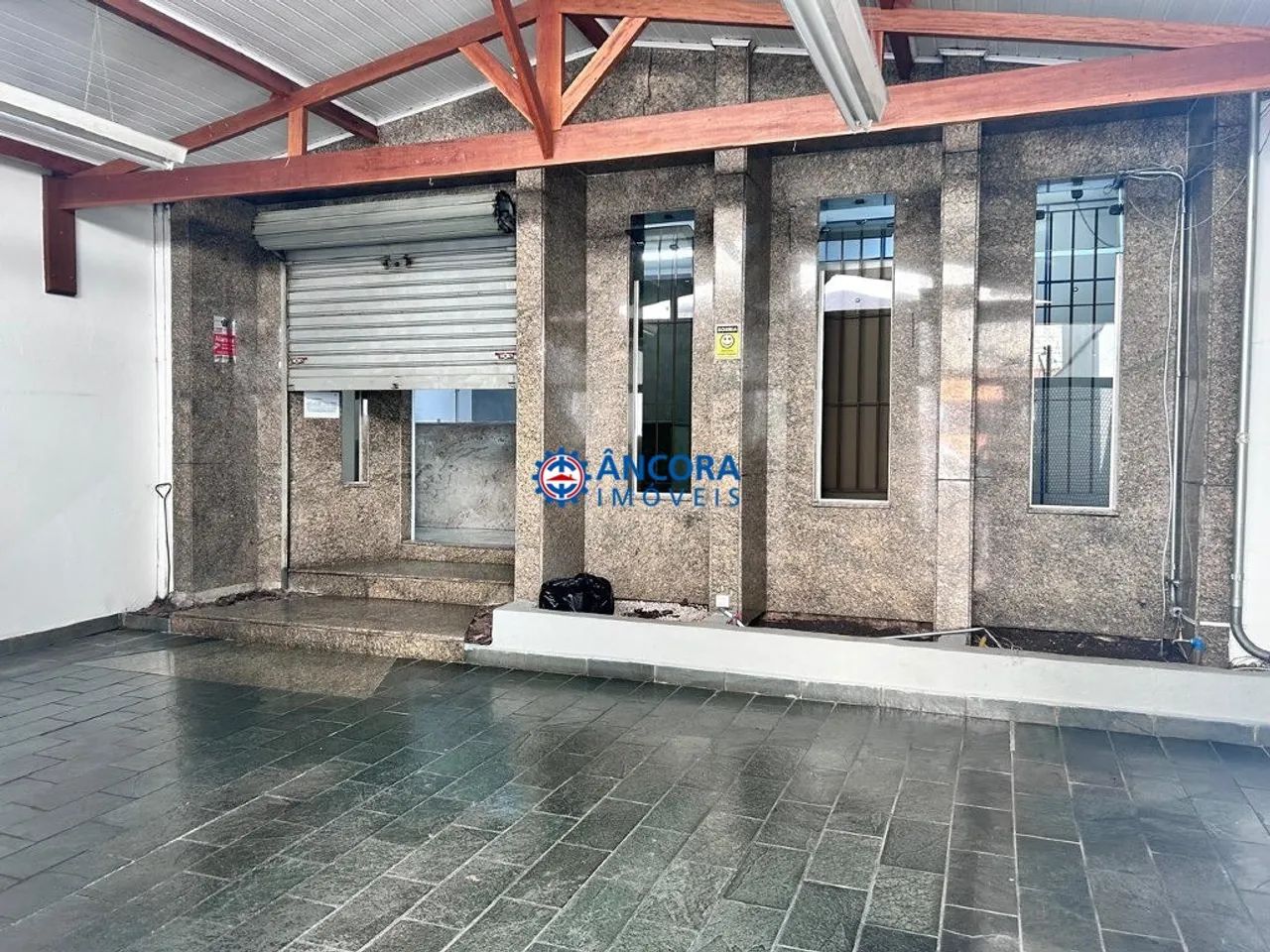 Casa Comercial - Centro
