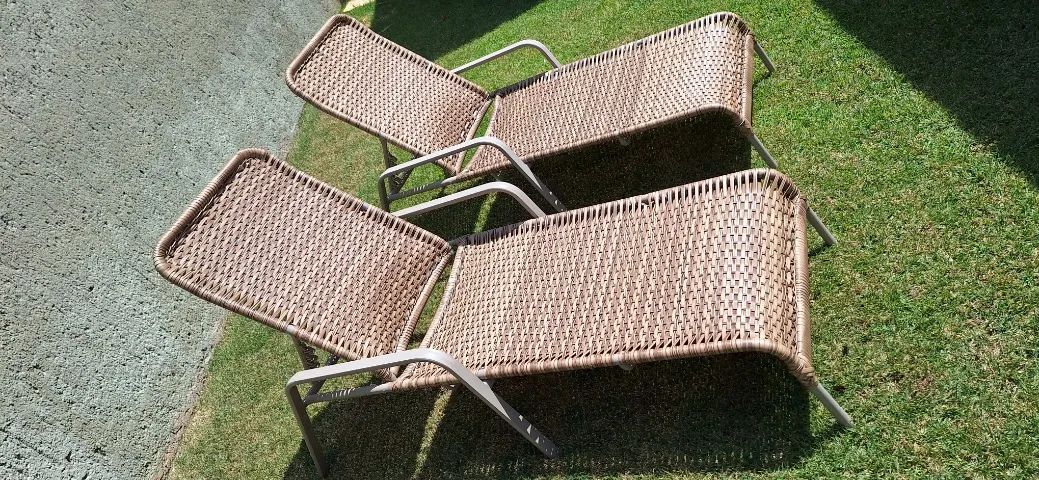 Espreguiçadeira de piscina - Foto 2