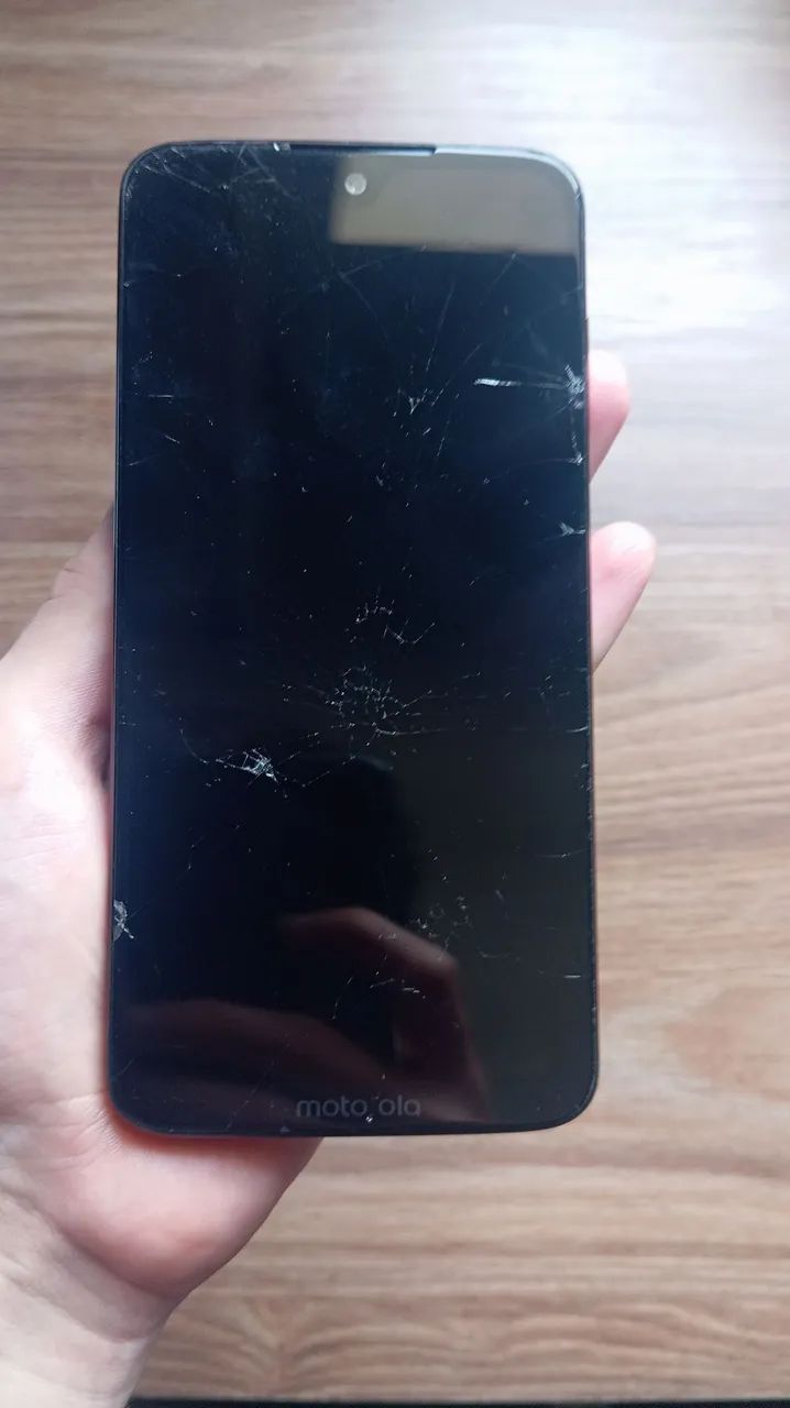 MOTO G7 PLUS COM AVARIAS - Foto 2