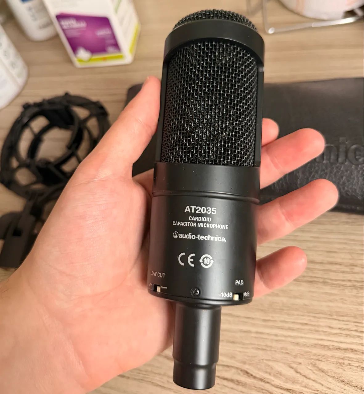 Microfone Audio Technica AT2035