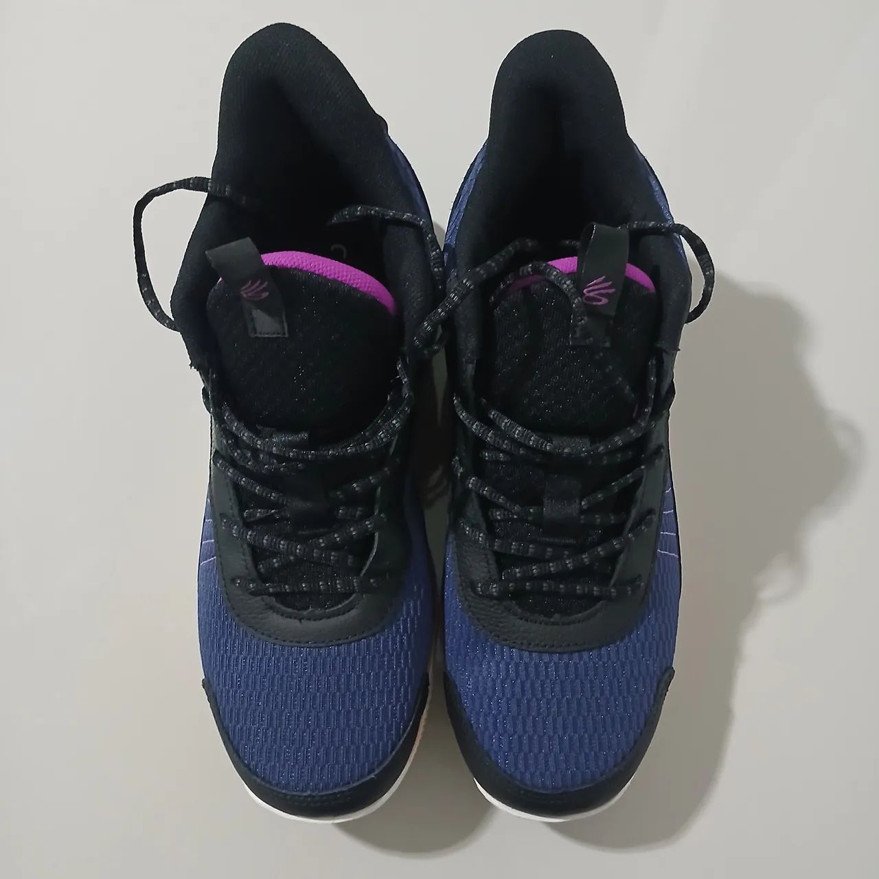 Tênis Under Armour Curry 3Z7 - 42 - Calçados Esportivos - Cacuia