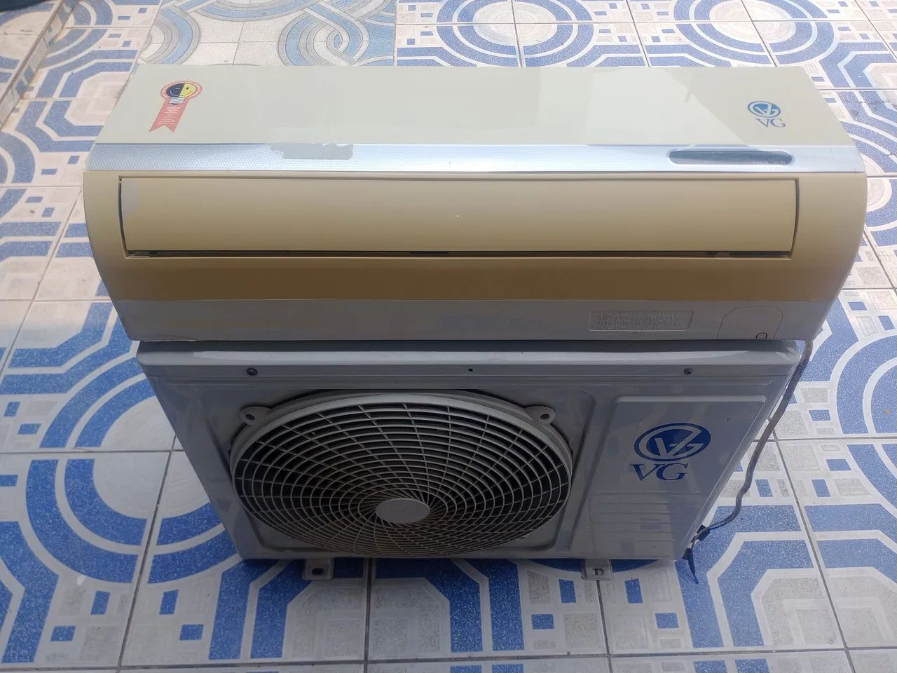 Vendo Split 12000 BTUs VG - Foto 2