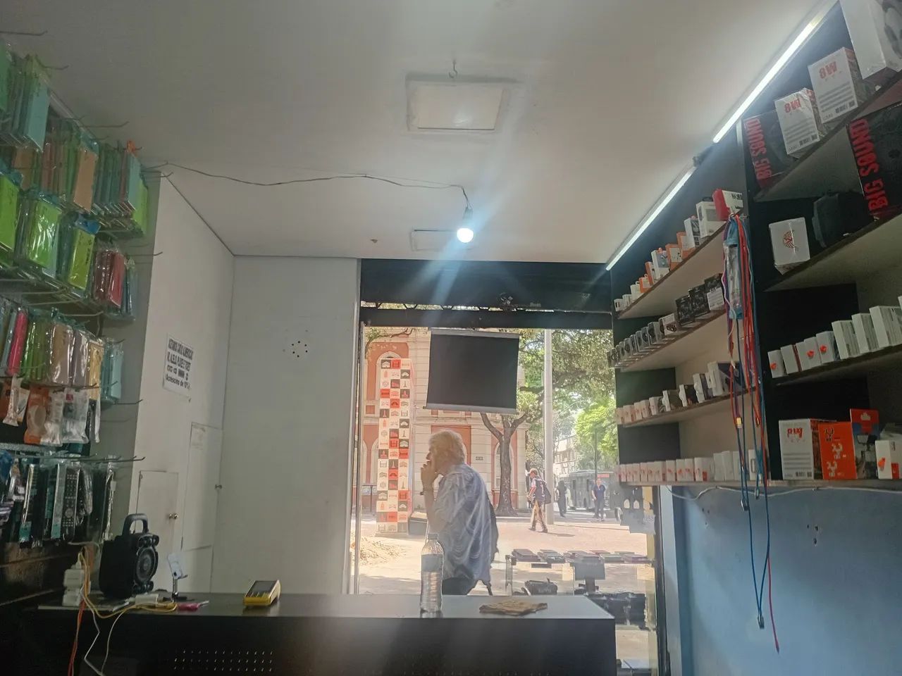 Loja de assistência e acessórios  - Foto 3