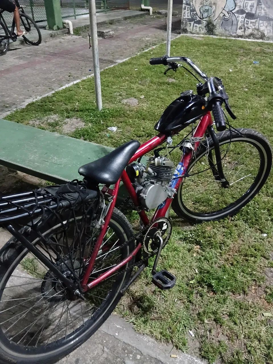 Motorizada zeraaaa pra trocar em aro 29 ou prata