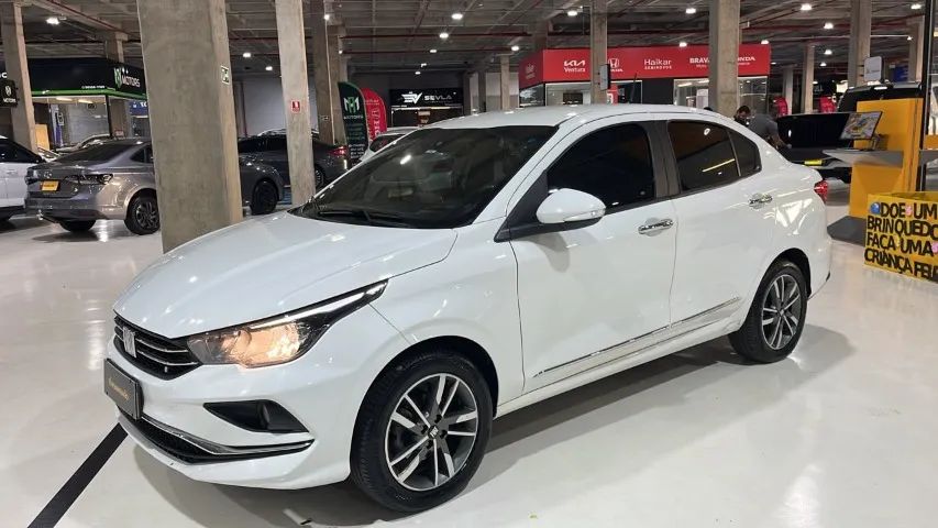 Fiat Cronos Precision 1.3 16V Flex Aut. 2024 - Foto 2