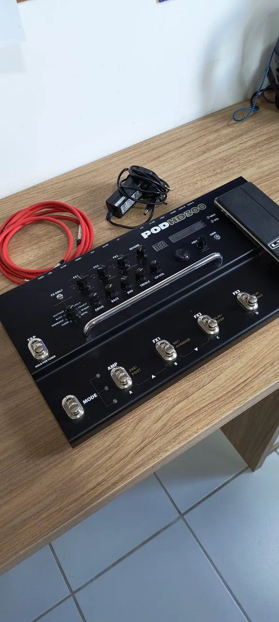 ギター line6 pod hd300 LINE 6 POD HD300 ギターエフェクター 【公式通販】